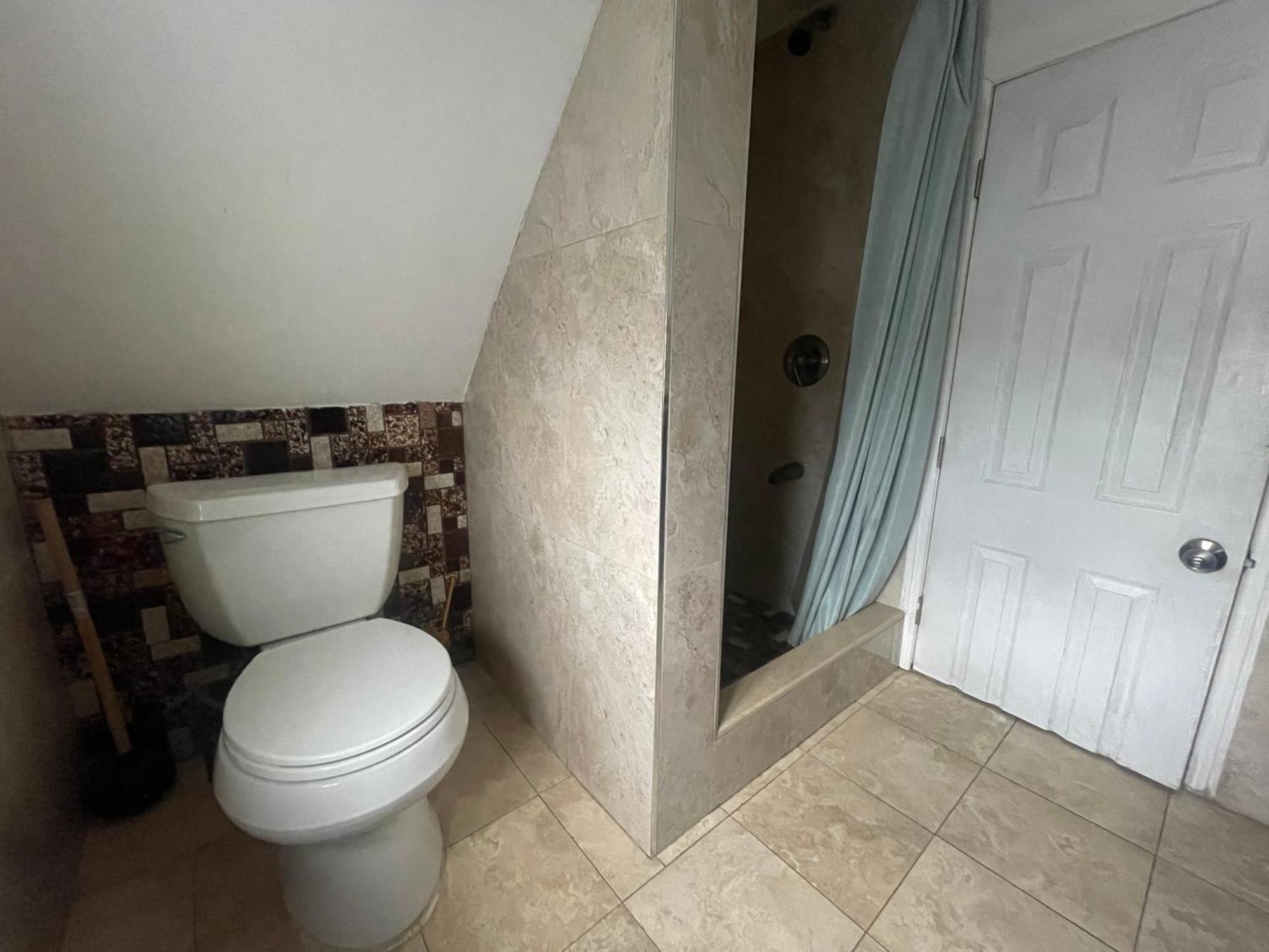 Private Loft 5 Min Away From Lga Nova York Exterior foto