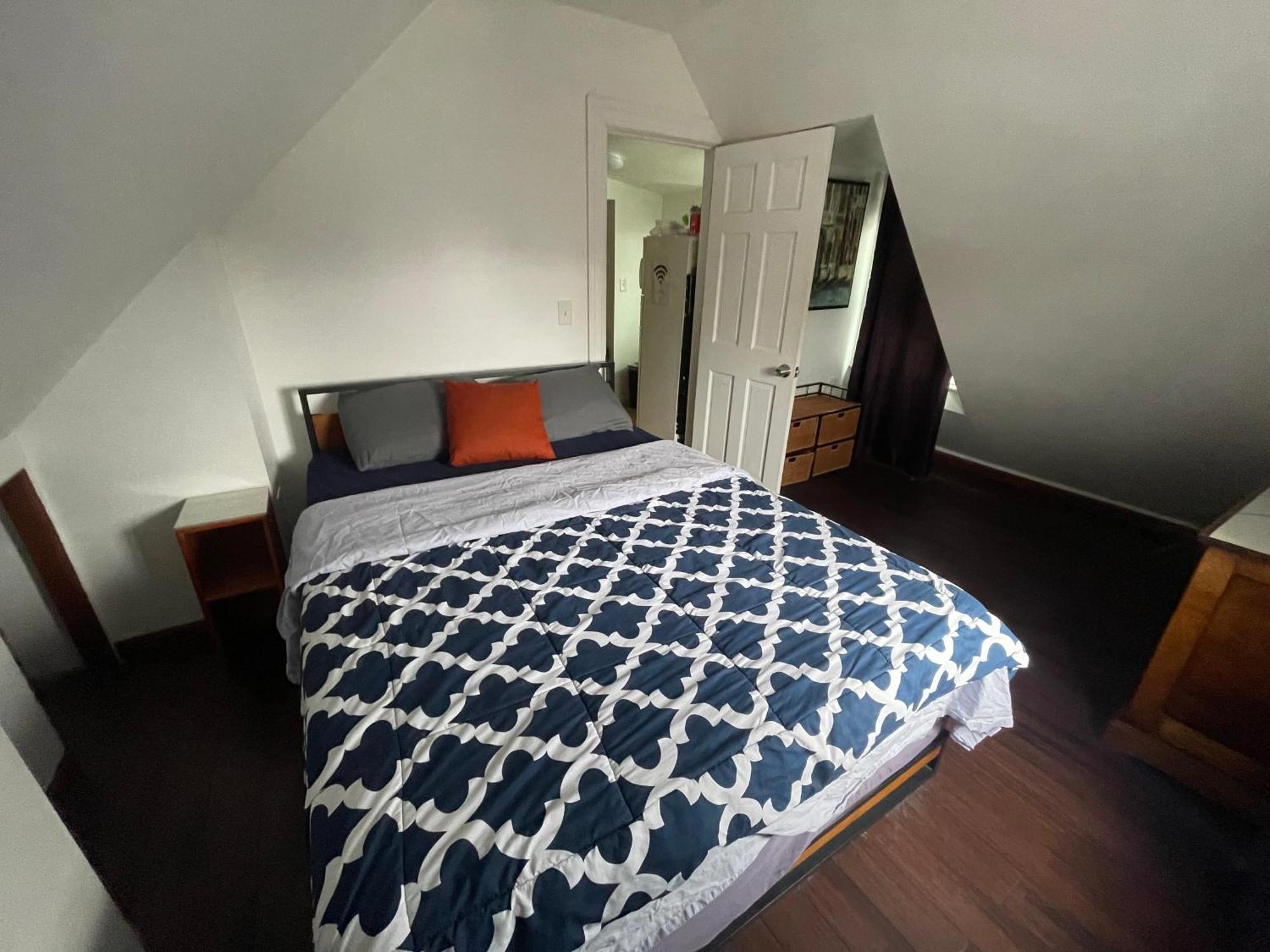 Private Loft 5 Min Away From Lga Nova York Exterior foto